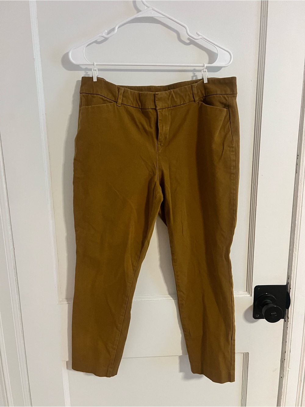 Old Navy Skinny Pants in Dark Khaki